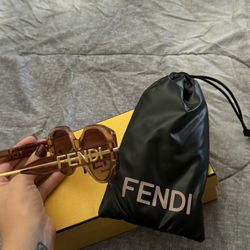 Fendi Roma Woman’s Sunglasses 