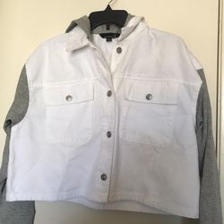 White And Gray Cropped Jacket 