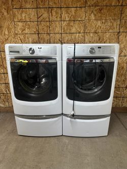 Maytag-washer-and -gas-dryer