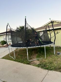 Trampoline