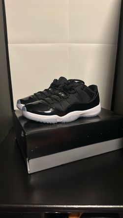 Nike Jordan 11 Retro Low men’s size 9.5