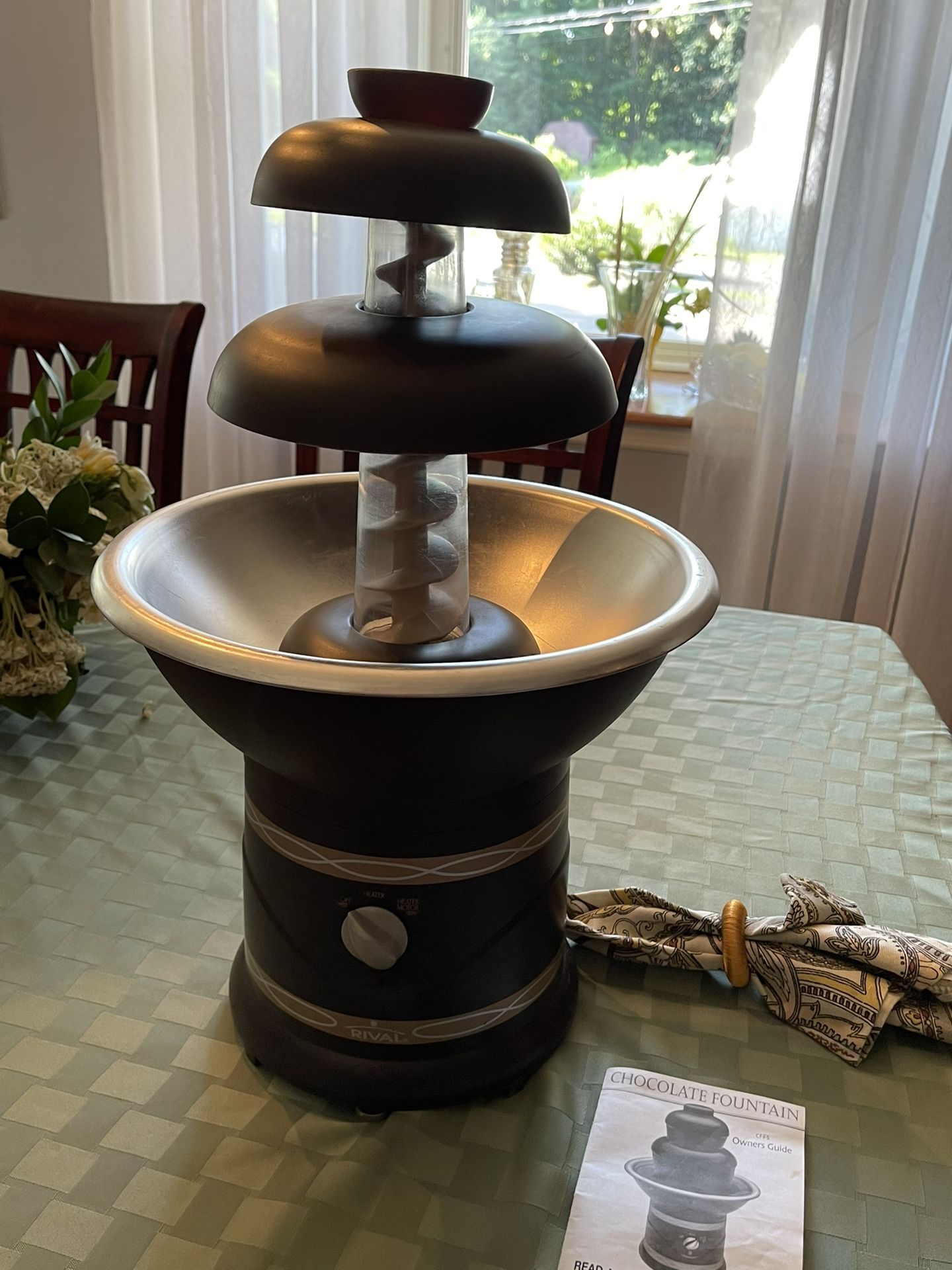 Like New Chocolate Fountain/Entertainment/Party