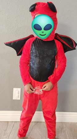 Costume