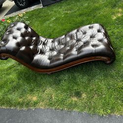Leather Chair/sofa