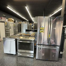 Ge Stainless Steel New Never Used 3 Piece Appliance Kitchen Set - Fridge Stove Dishwasher 