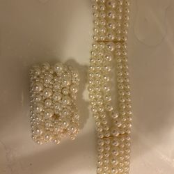 Necklace With Bracelet 