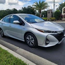 2018 Toyota Prius Prime Advanced Plug-In Hybrid Fully Loaded with Only 15k Miles for $21,400