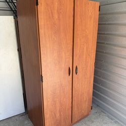 Cabinet Free