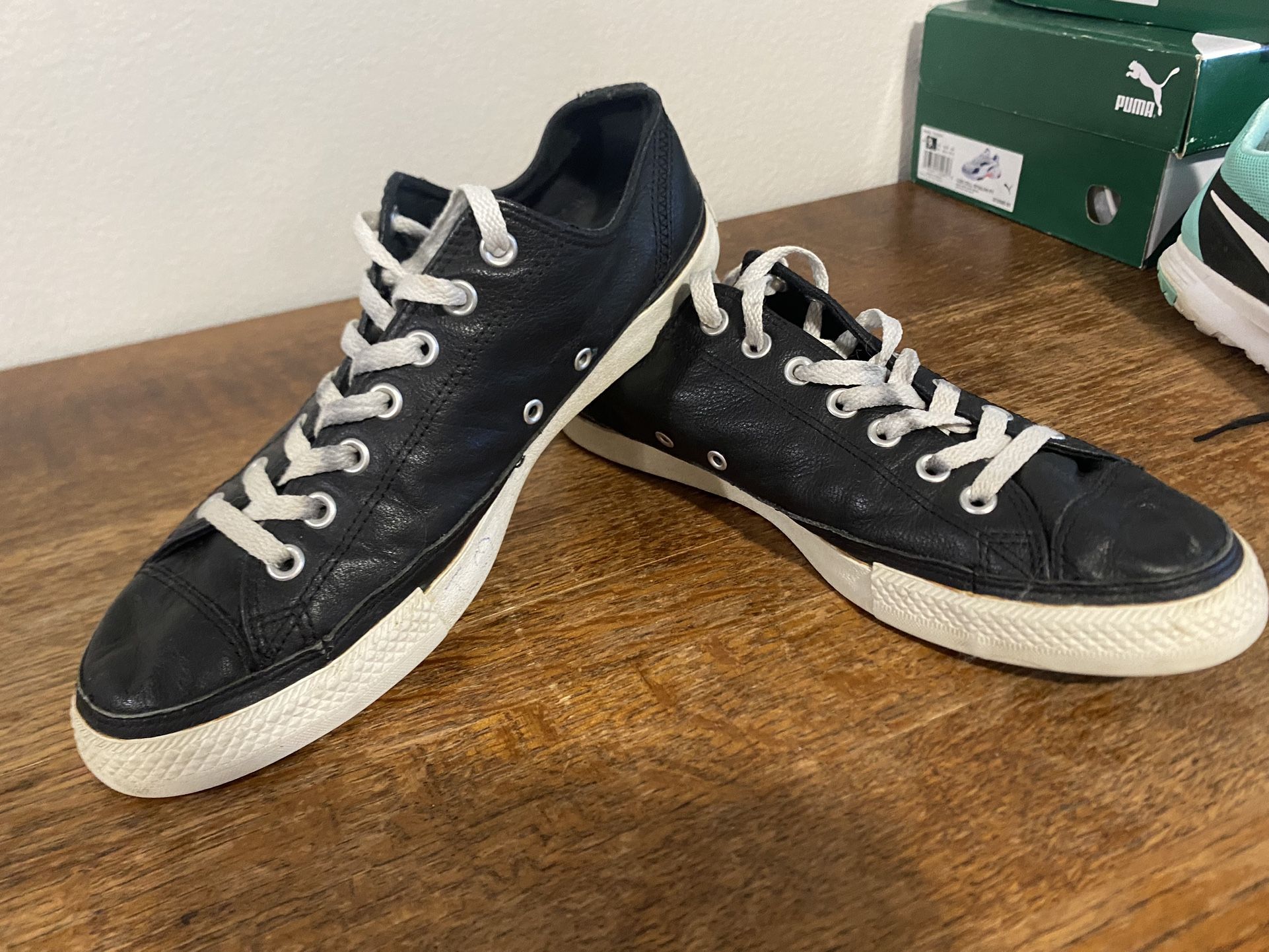 Converse all star low top mens us9.5