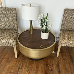 Coffee Table And 2 Chairs