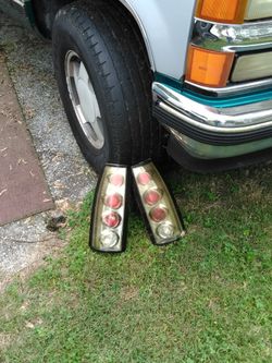 90 98 silverado tail lights