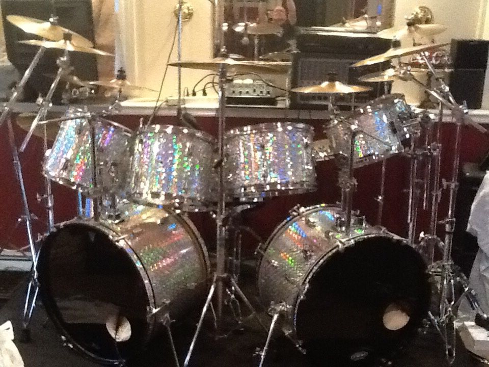 Nine piece custom finish drum set drums only no hardware or symbols