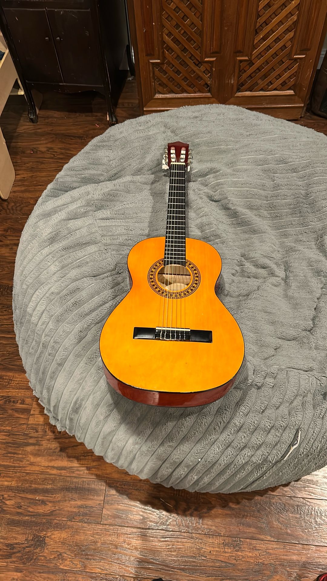 Guitar 