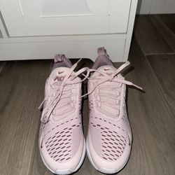 Nike Air Max 270 