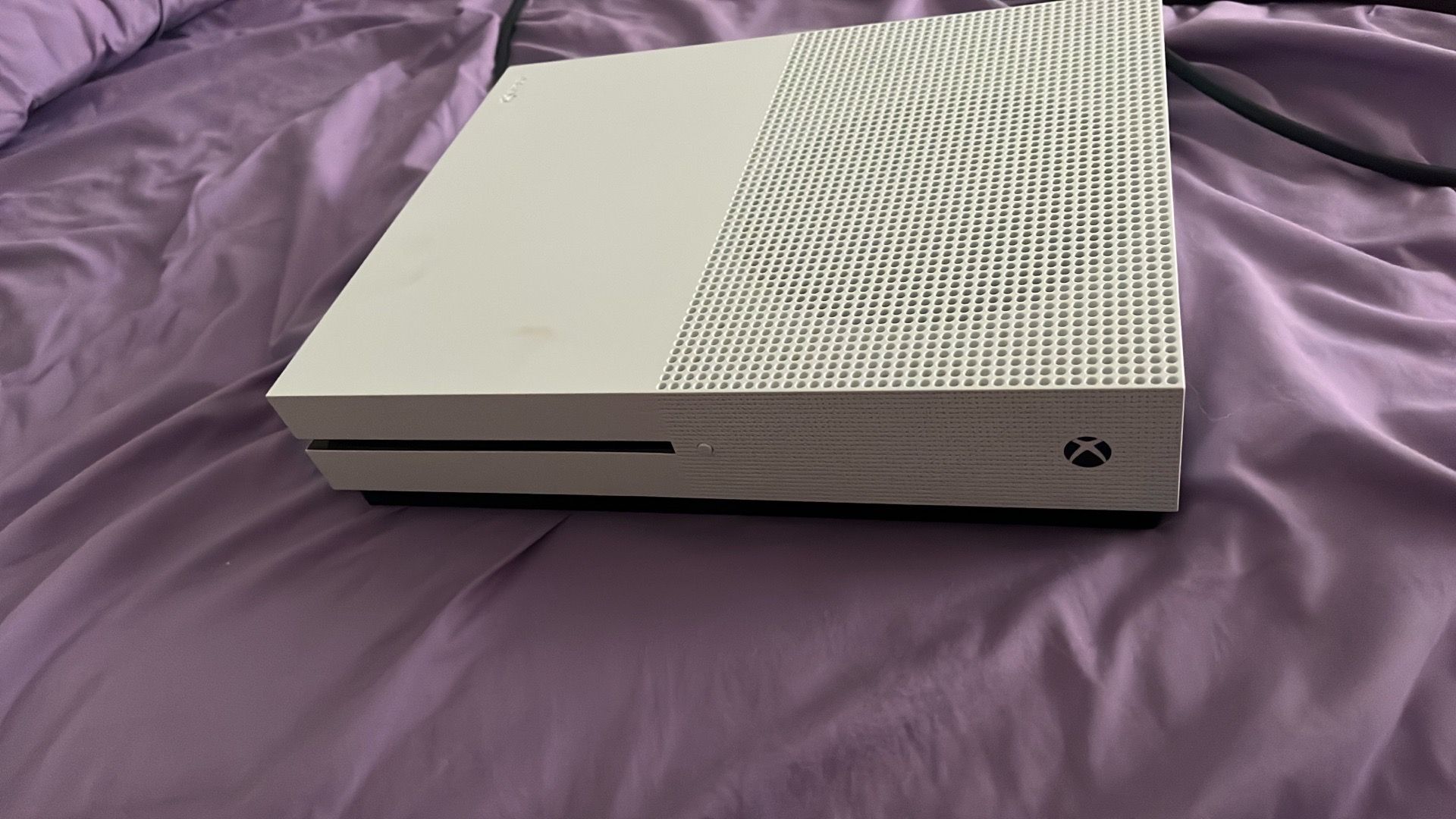 Xbox one s and monitor