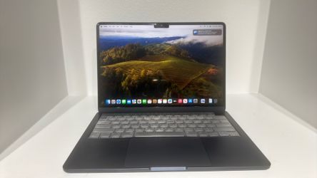 MacBook Air M2