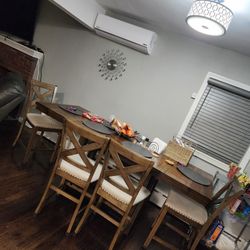 Kitchen Table And 4 Chairs Wirh Bench !