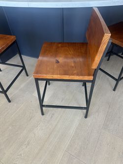 Brand New In Box Counter Height Bar Stools (2)