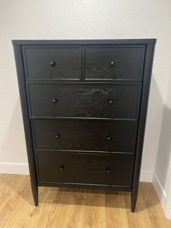 Austen Black Wood 57" 4 Drawer Dresser