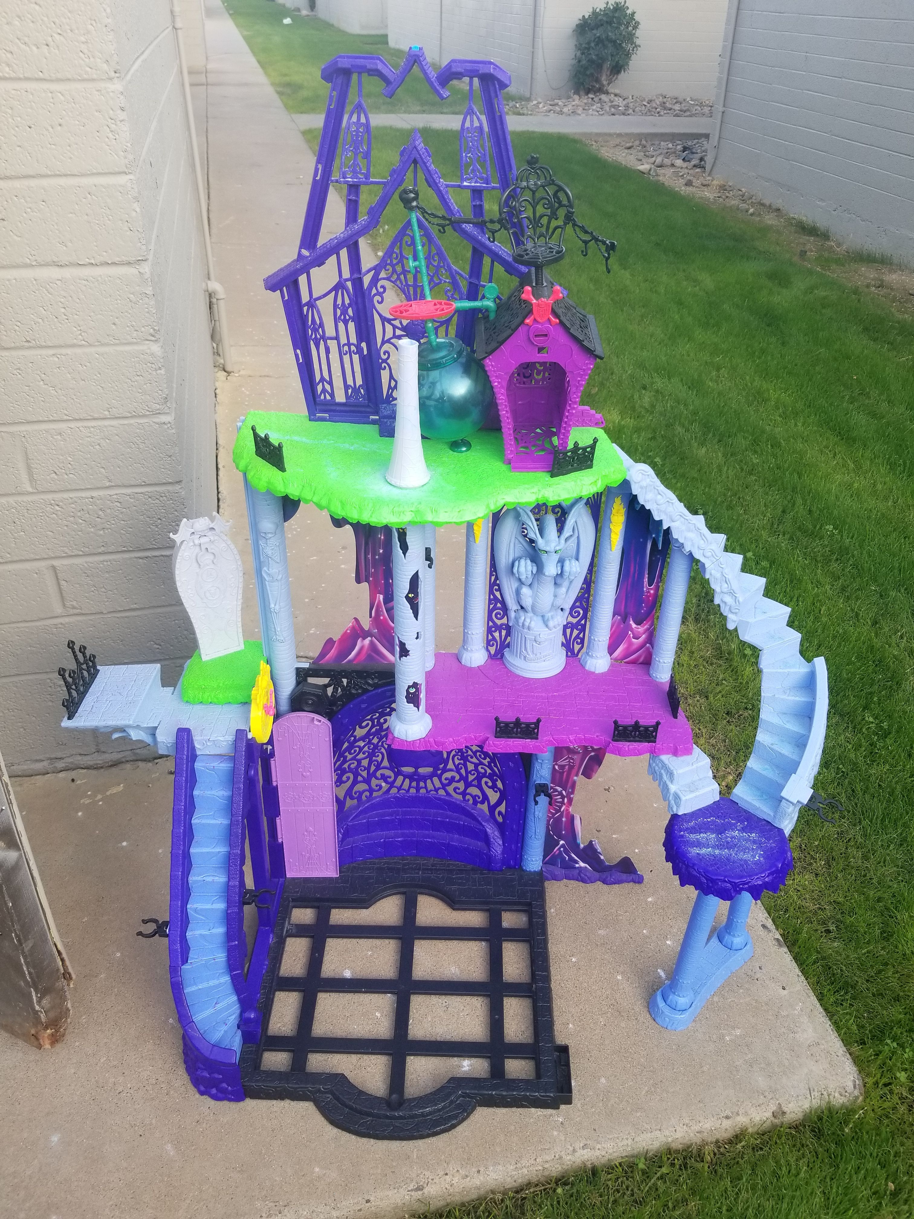 Monster high