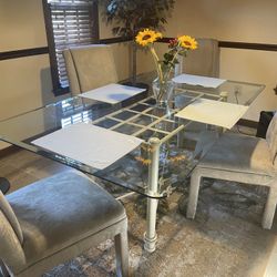 Dinning Room Table &  Chairs 