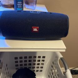 Jbl charge 4