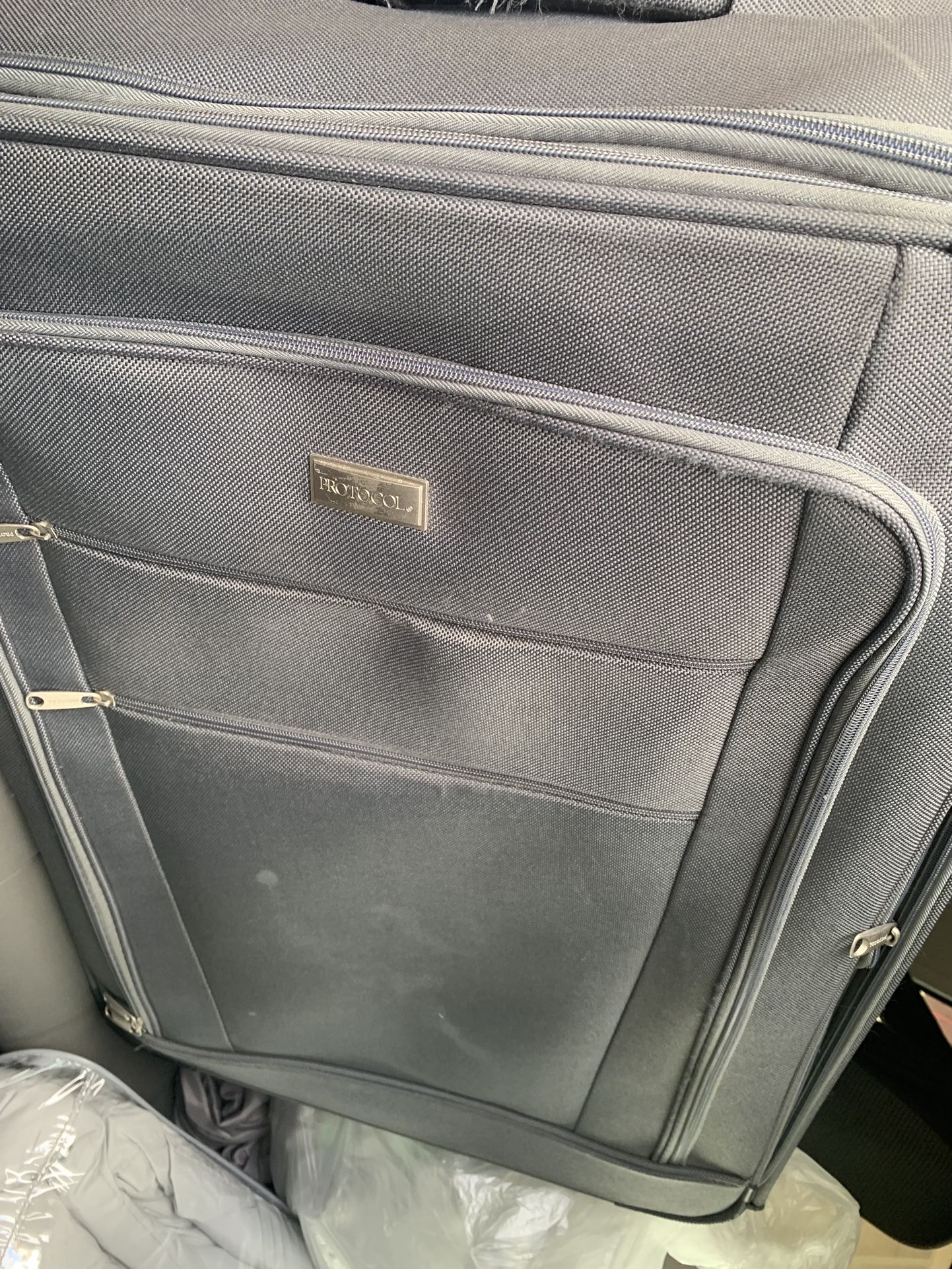 Free Suitcase