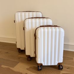 3-Set White Travel Luggage – Spinner Wheels & Built-In TSA Lock Carry On Checked Suitcase New White