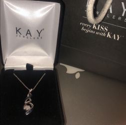 Brand new Blue & white Kay jewelers Diamond Necklace