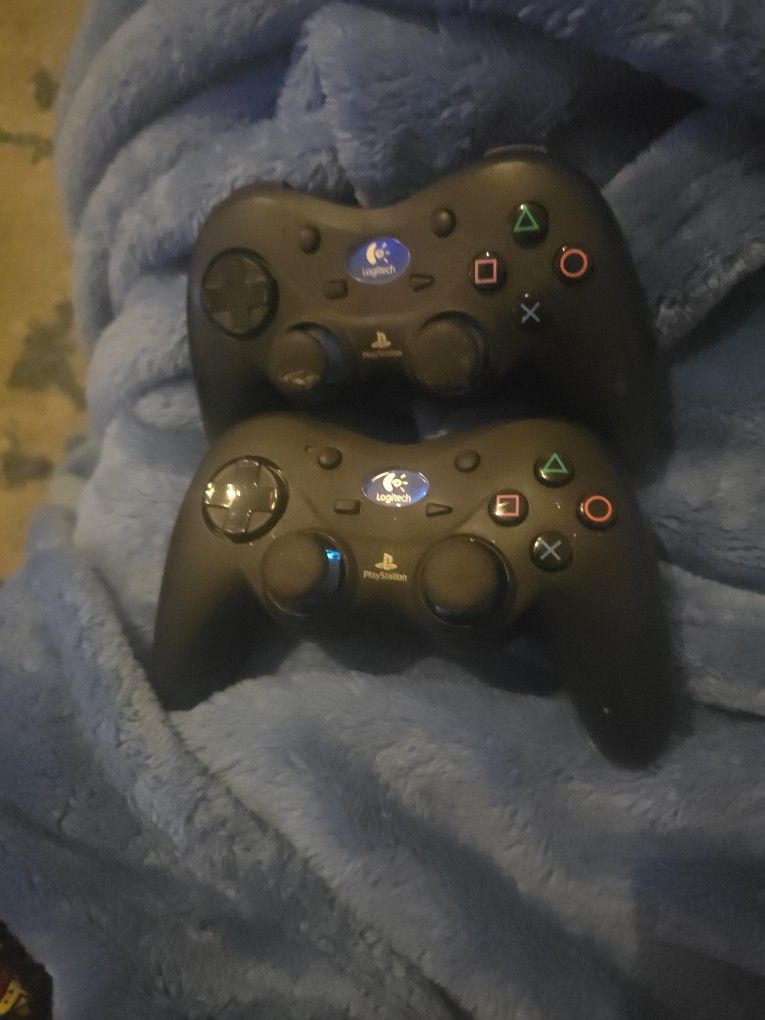 Logitech Cordless Action Controller for the PlayStation 2 (PS2