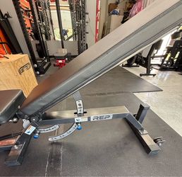 REP AB-5000 Zero Gap Adjustable Bench + Leg Attachment — $400