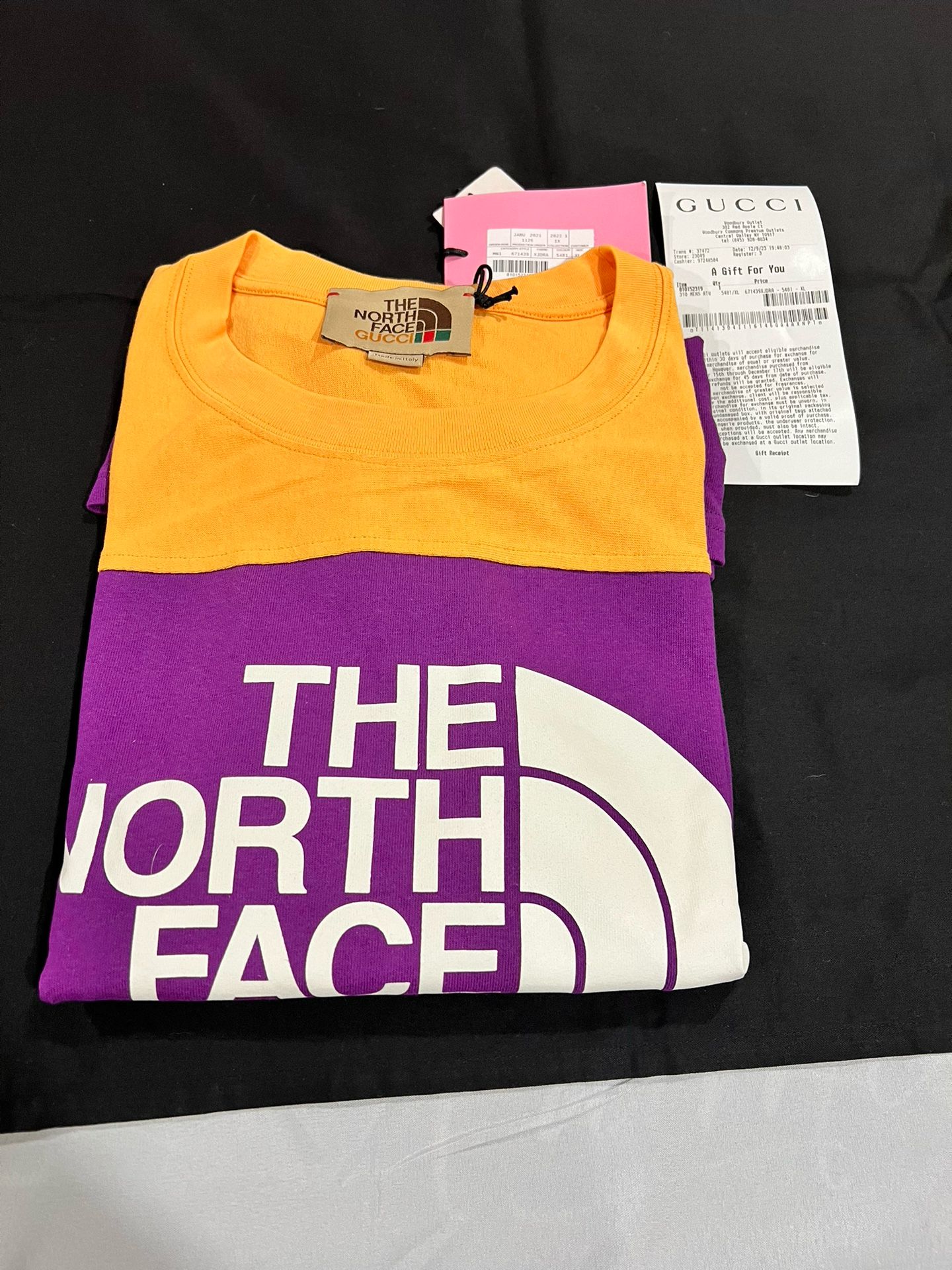 110% Authentic Men's The North Face X GUCCI Purple/Yellow Cotton Jersey Logo T-Shirt Size XLARGE NEW w/ Receipt From Gucci as Shown in Pictures RETAIL