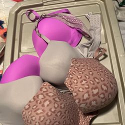 38dd Victoria Secret