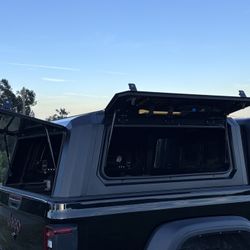 RSI Smartcap EVO Adventure Jeep Gladiator 