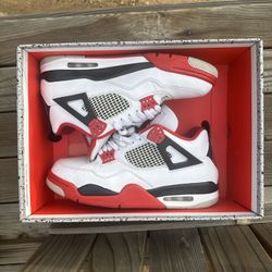 Jordan 4 Retro Fire Red
