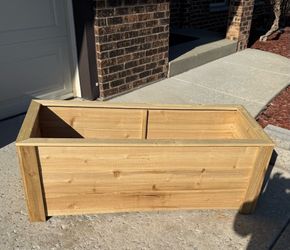 Cedar Planter