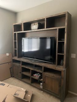 Entertainment Center (tv not included)