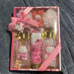 Cute Gift Set! 