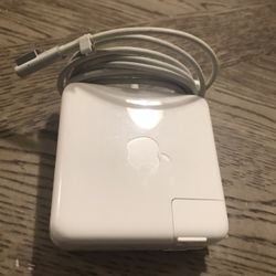 APPLE OEM MACBOOK PRO POWER ADAPTER CHARGER FOR 13, 15, & 17 INCH 85W MAGSAFE 2007-2012