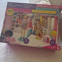 NEW! Barbie Dream Closet That Expands 2feet!