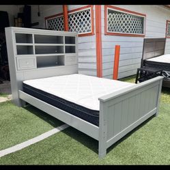 Full size bedframe with shelves