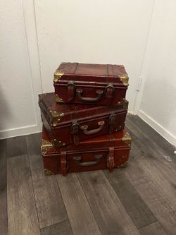 Stackable trunks. Decorative storage.