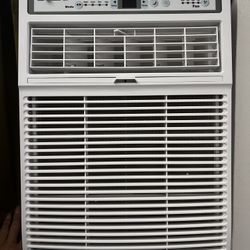Window AC : Koldfront 120-Volt , 10,000-BTU