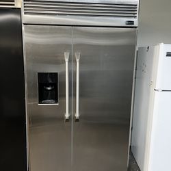 Ge Monogram 48”Wide Built In Stainless Steel Side By Side Refrigerator 