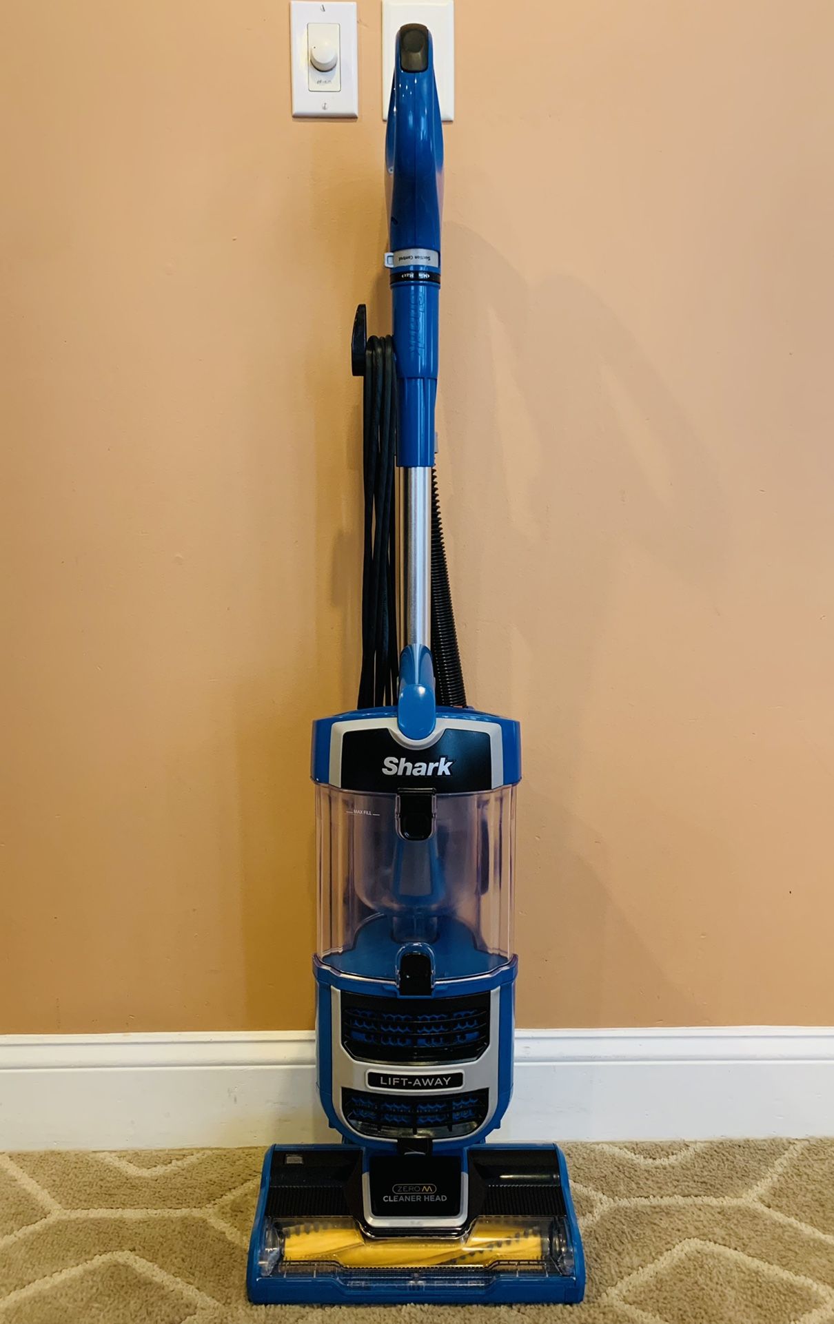 Shark Zero M Lift Away Vacuum Cleaner