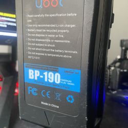 BP 190 V MOUNT BATTERY AND PLATE with SMALLRIG RAILS