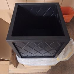 New Square Metal Planter Still In Box 