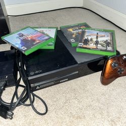 Xbox One S - Games & Controller Included !