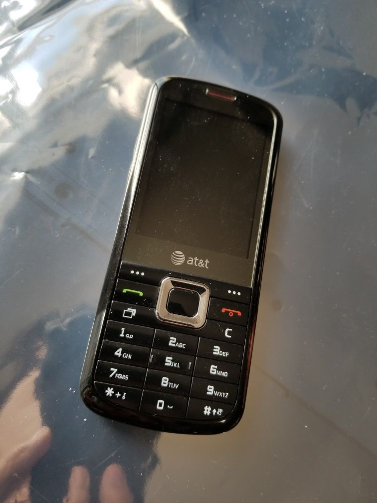 AT&T ZTE F160 Candy Bar World Phone Thin Light Camera