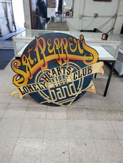 Beatles Sgt. Peppers LONELY HEARTS CLUB BAND STORE DISPLAY